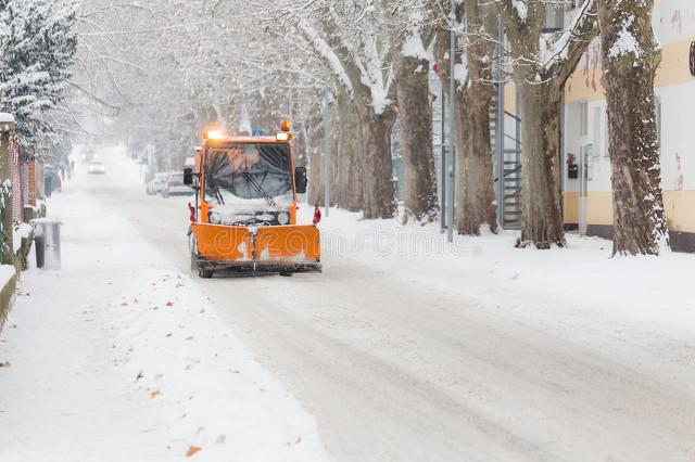 直擊各地強降雪:河南雪厚得像切糕