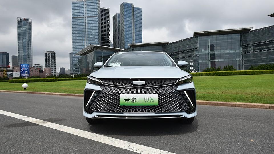 2024年汽車價格戰(zhàn),插混與純電,更適合買混動?