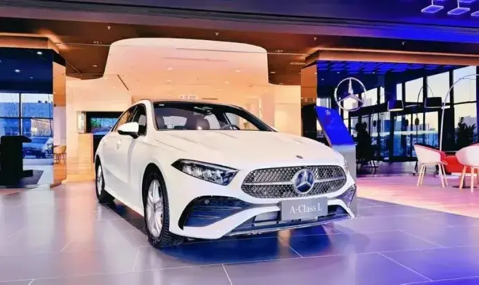奔馳放棄全電動(dòng)車計(jì)劃
