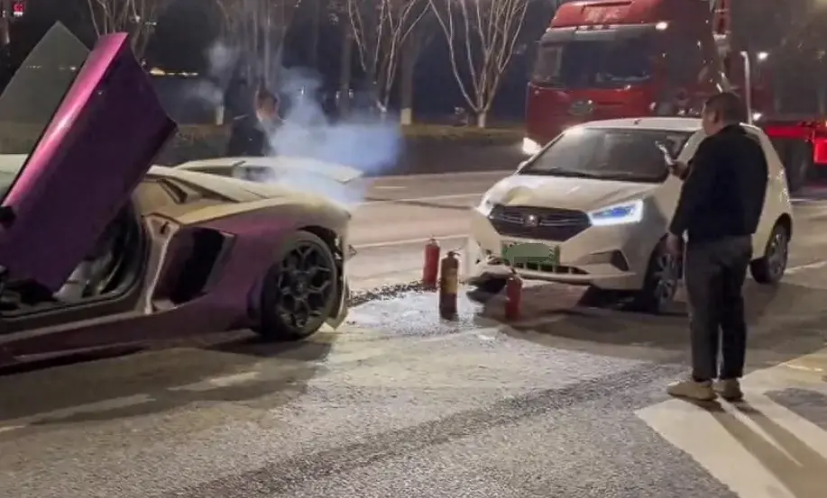 追尾蘭博基尼司機不是開網約車的