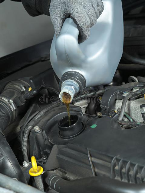 更換變速箱油后車壞了,老司機:這東西別換,一換就出問題