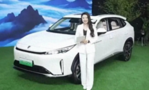 上汽榮威D5X DMH正式上市,全系標配6kW外放電