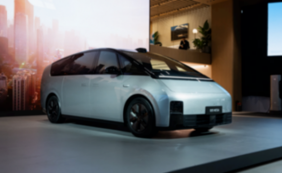 作為新勢力頭部車企,為何理想取消了今年純電車發布計劃?