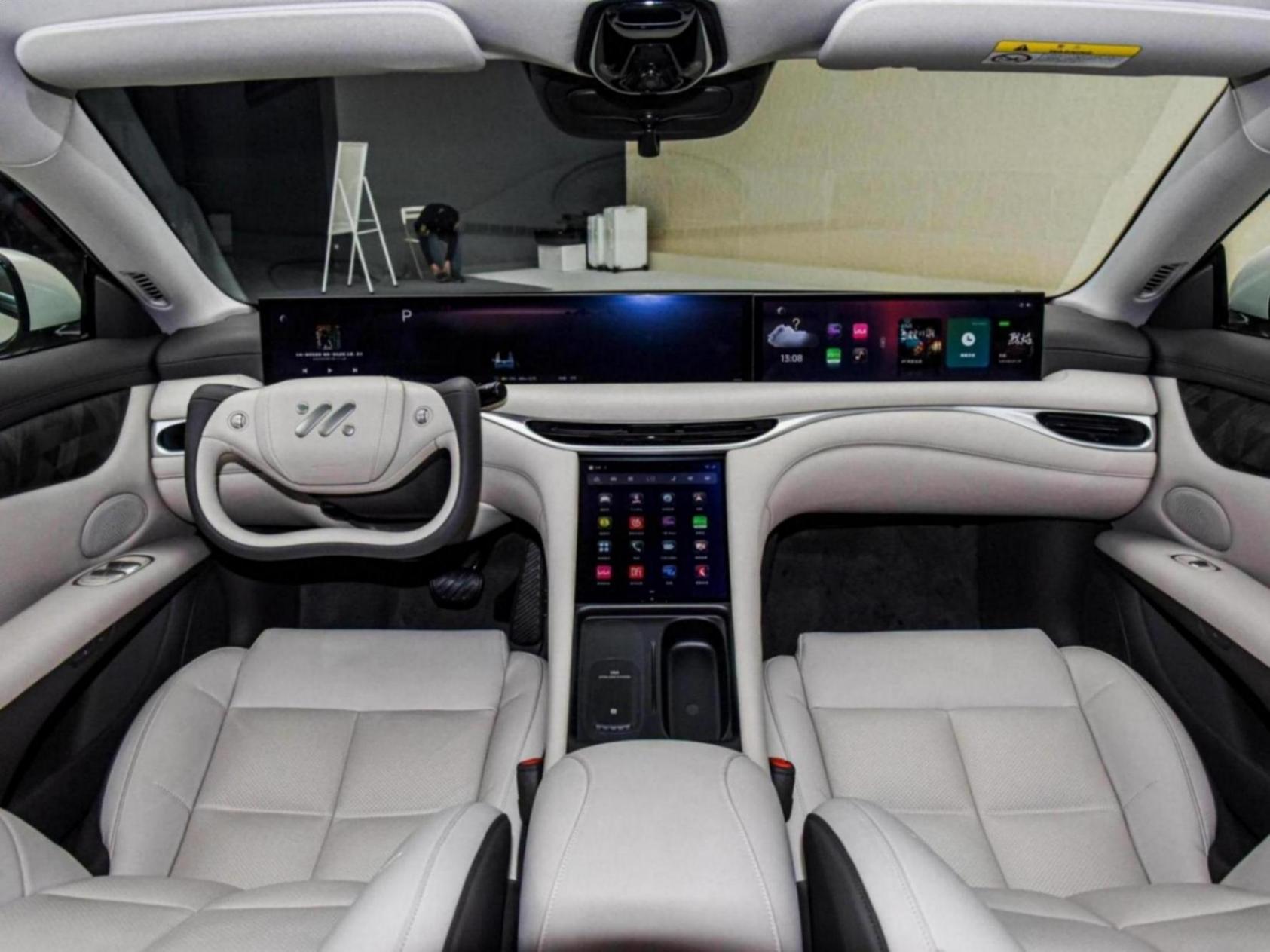 智己L6新車型上市 配置調整 權益價22.69萬元