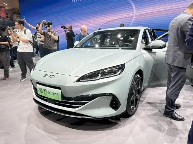 每一款車都值得等待!這三款新車諜照發布