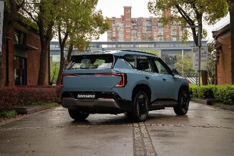 起亞EV5長(zhǎng)續(xù)航相比宋PLUS EV,哪些地方做對(duì)了?