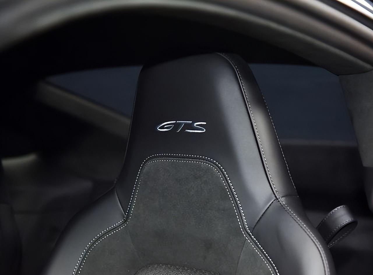全新保時捷911來了,搭載T-Hybrid混動系統(tǒng),541匹馬力、3.9s破百