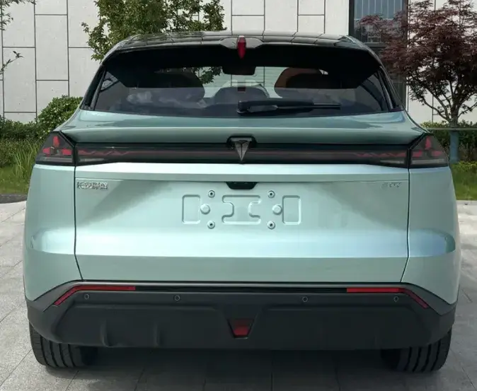 長安六款新車齊申報,明年停售燃油車,圍剿比亞迪?