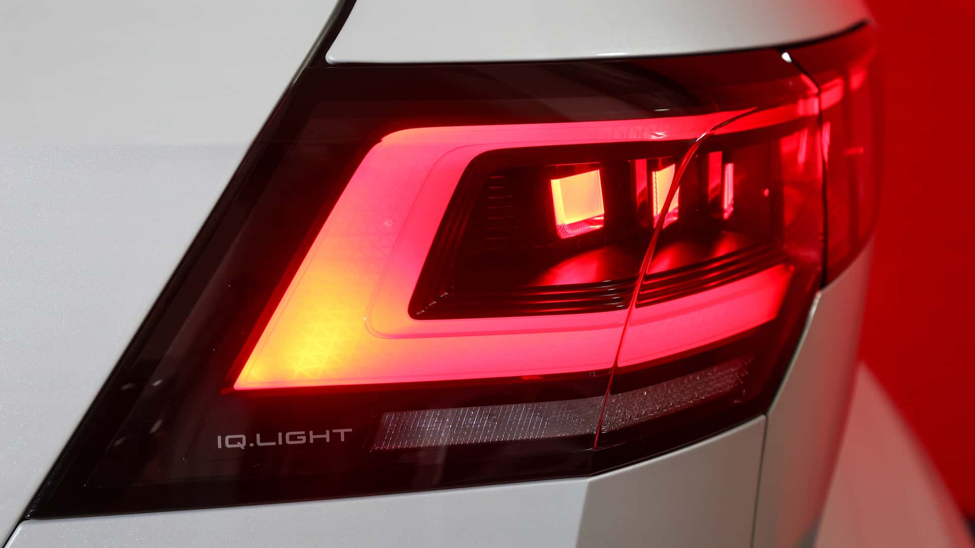 最強前驅(qū)大眾迎來更新,中期改款大眾高爾夫GTI Clubsport正式首發(fā)