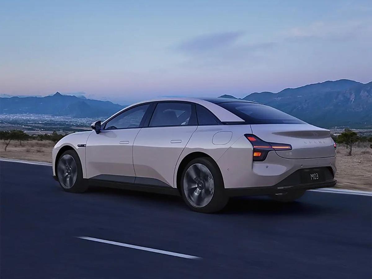對標比亞迪秦,小鵬全新車型曝光,外觀很個性時尚,續航超500km