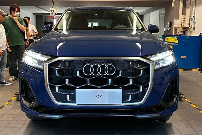新款奧迪Q7國內實車曝光,采用新風格的前臉