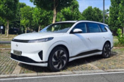 5米車(chē)長(zhǎng)+3米軸距+6座布局,試駕東風(fēng)奕派eπ008