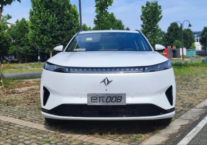 5米車(chē)長(zhǎng)+3米軸距+6座布局,試駕東風(fēng)奕派eπ008