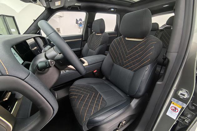 深藍G318正式上市 6款車型/17.59萬起售