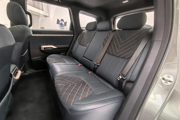 深藍G318正式上市 6款車型/17.59萬起售