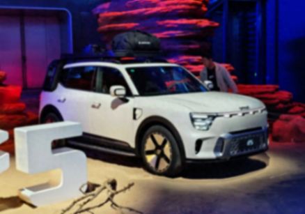 車頭自帶投影儀 玩法眾多 smart精靈#5哪款配置值得入手?