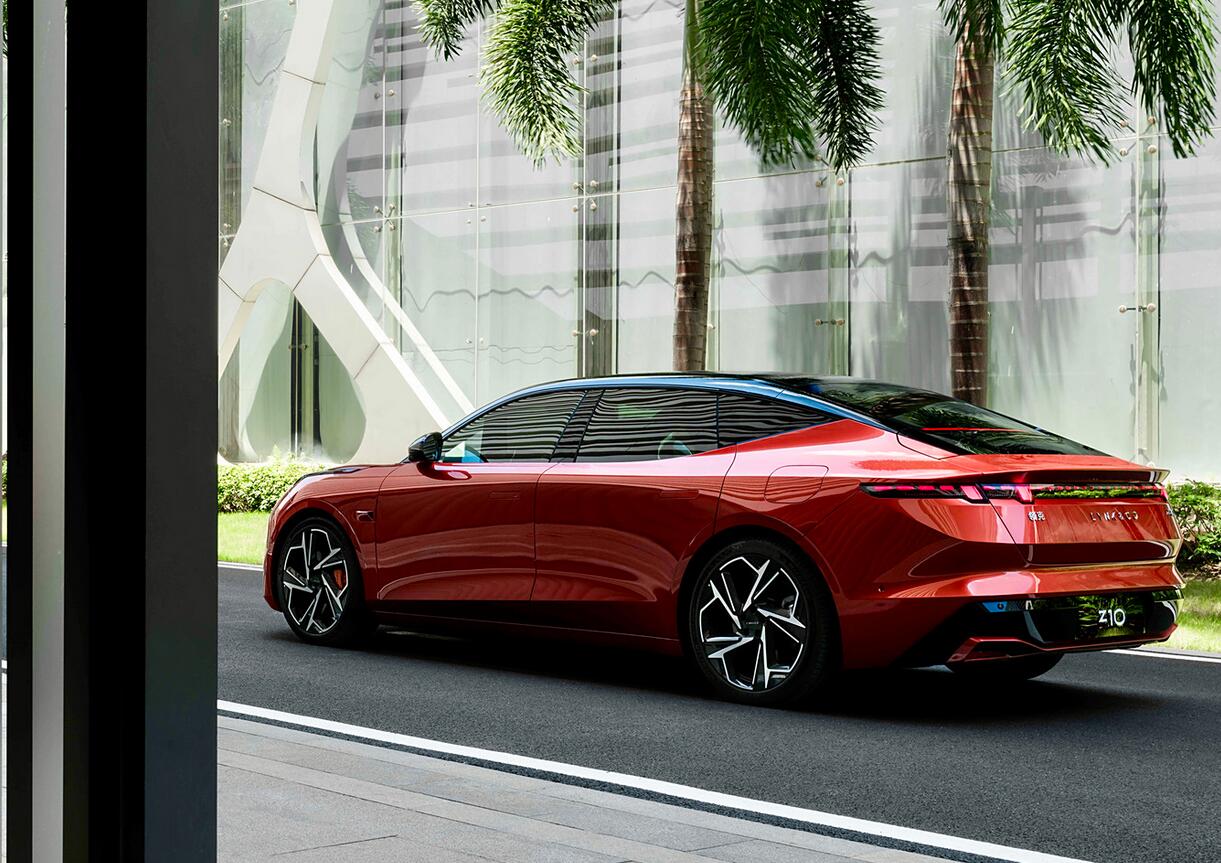 跑車配獨顯!領克Z10 STARBUFF來襲,主打一個“任性”