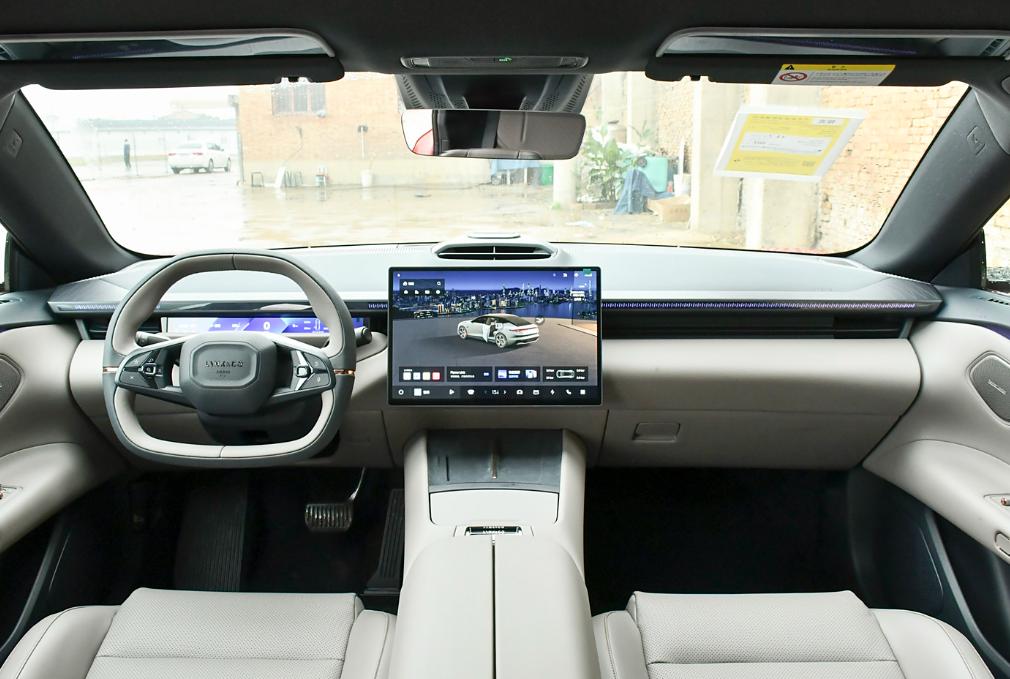 定位于純電中大型轎車,領克Z10新增車型上市,整體性能如何?