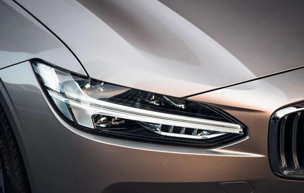 2025年的C級(jí)豪車怎么選?奧迪A6L和沃爾沃S90值得加入購(gòu)物車