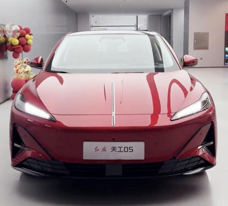 紅旗天工05到店,軸距2米9,最高750km續航,賣多少錢合適呢?