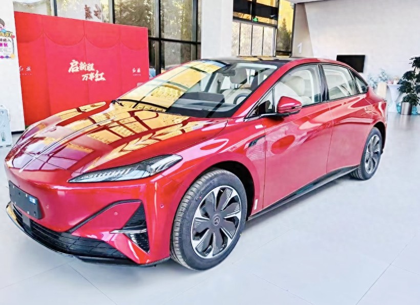 紅旗天工05到店,軸距2米9,最高750km續航,賣多少錢合適呢?