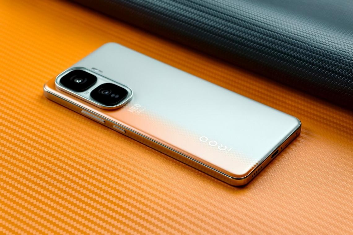 真我GT7 Pro競速版來襲!一加、iQOO、真我,誰是最超值旗艦?