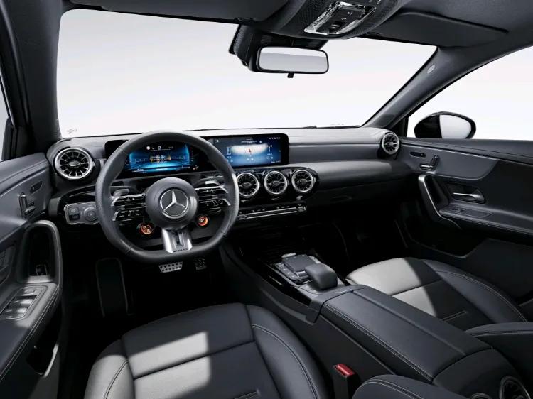 奔馳AMG A35L:高性能豪華緊湊型車的魅力之作
