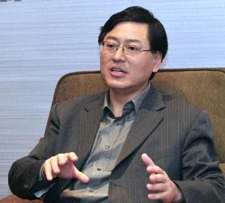 從技術(shù)巨頭到商業(yè)領(lǐng)袖:楊元慶如何重塑聯(lián)想的未來