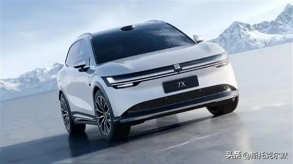 零跑C10、小鵬G6、銀河E5、極氪7X對比:誰才是你的理想之選?