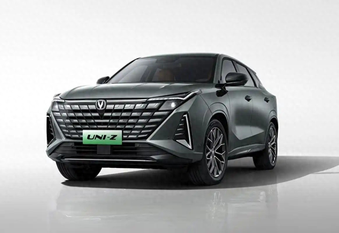 國產運動轎車四強PK:2.0T+6秒破百,誰才是你的DreamCar?