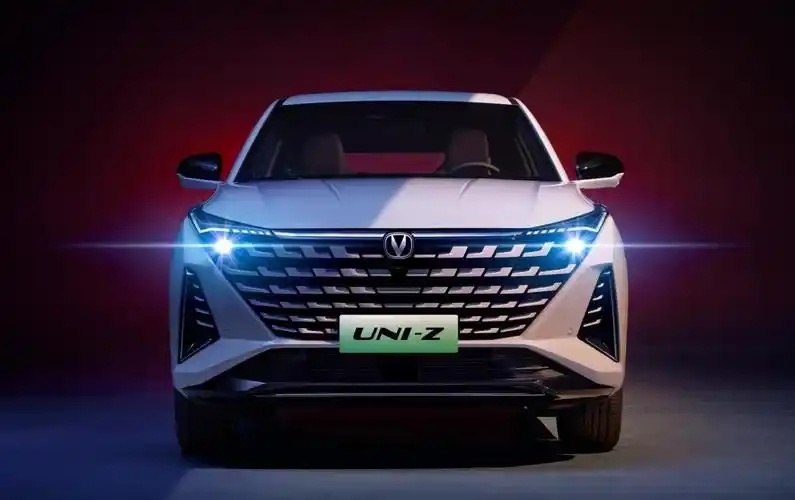 國產運動轎車四強PK:2.0T+6秒破百,誰才是你的DreamCar?