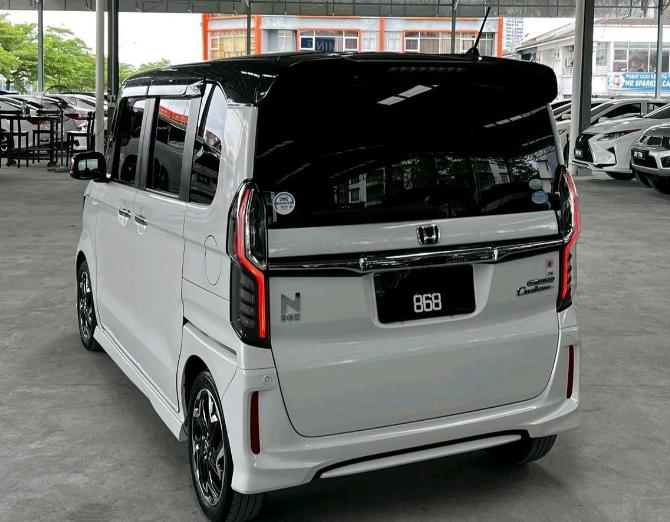 這才是平民MPV,才賣8.4萬元,帶側滑門,比電動車還省錢