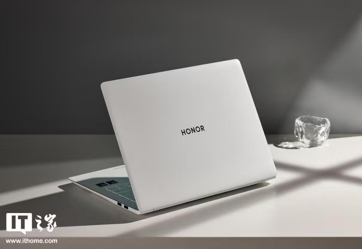 榮耀 MWC 發布 AI PC 新品 MagicBook Pro 14
