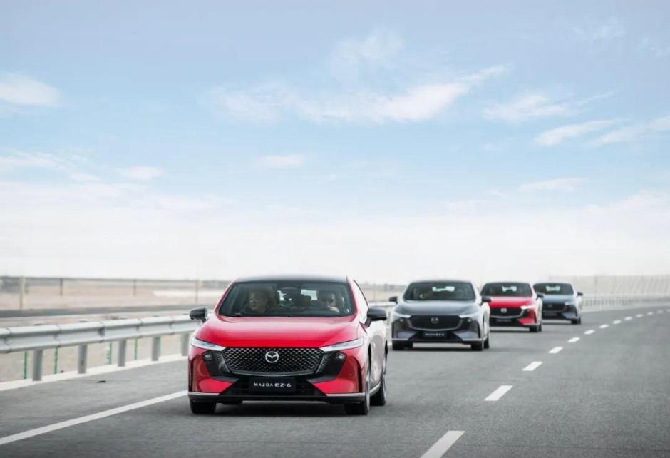 長(zhǎng)安馬自達(dá)MAZDA EZ-6 電感駕控之選,購(gòu)車鉅惠政策再度升級(jí)